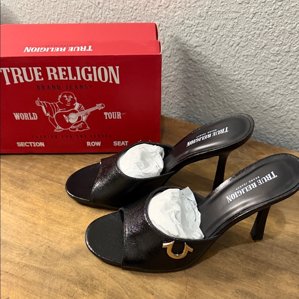 True Religion Sophia Black Open-Toe Heels size 9 New in Box
